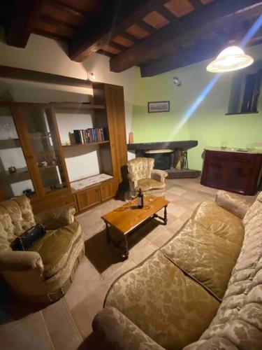  Appartamento piano terra indipendente con giardino Residenza Anatol in Fossato di Vico