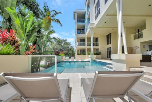 Coastal Condo Deerfield Beach Retreat 3 bed 2 bath