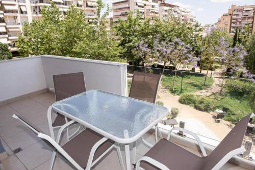 陽台/露台, Overlooking park flat close to the Piraeus Port-(DRAP-A7) in 泰普希賽-烏永尼區