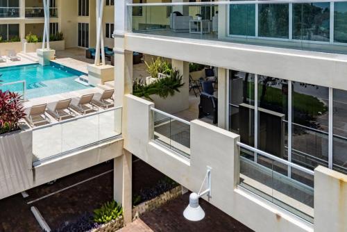 Coastal Condo Deerfield Beach Retreat 3 bed 2 bath