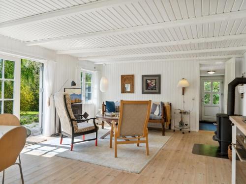  Holiday Home Anie - 850m from the sea in Sealand by Interhome in Fårevejle