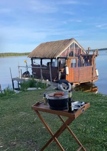 Das Naturfloß - Biberspur in Brandenburg an der Havel, Deutschland