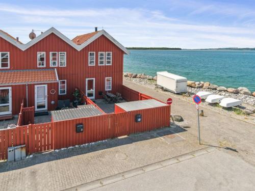 Holiday Home Adils - 5m from the sea in Djursland and Mols by Interhome