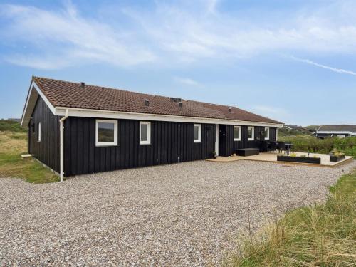 Holiday Home Boris - 250m from the sea in NW Jutland by Interhome