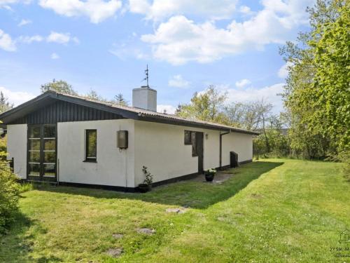  Holiday Home Fabio - 250m from the sea in NE Jutland by Interhome, Pension in Hals