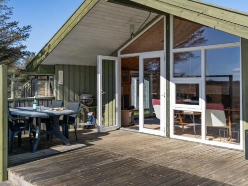 Holiday Home Tianna - 500m from the sea in NW Jutland by Interhome