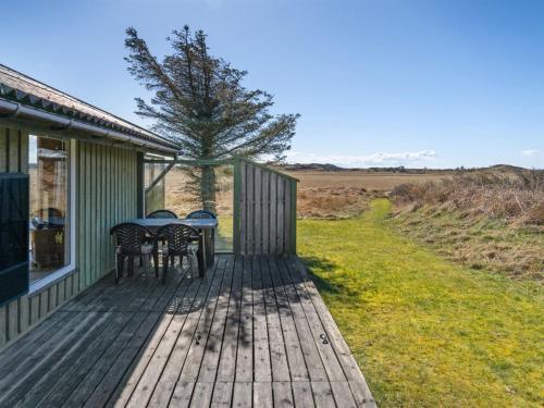 Holiday Home Tianna - 500m from the sea in NW Jutland by Interhome