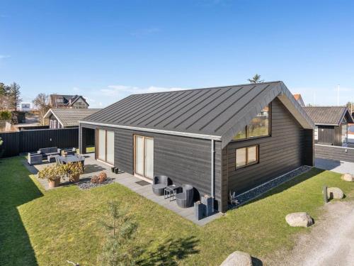 Holiday Home Aaran - 700m from the sea in NW Jutland by Interhome