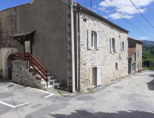 Gîte des Monts de L'Autan gîte à louer Hautpoul