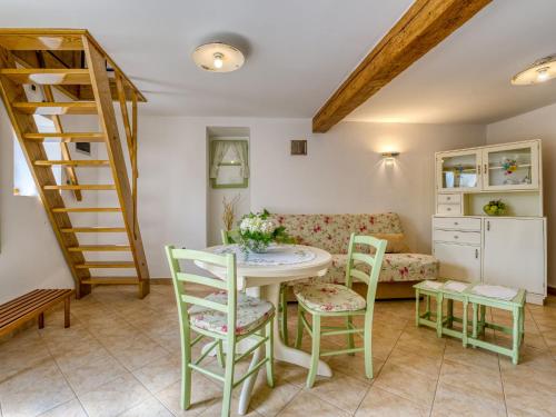 Apartment V by Interhome in Rukavac