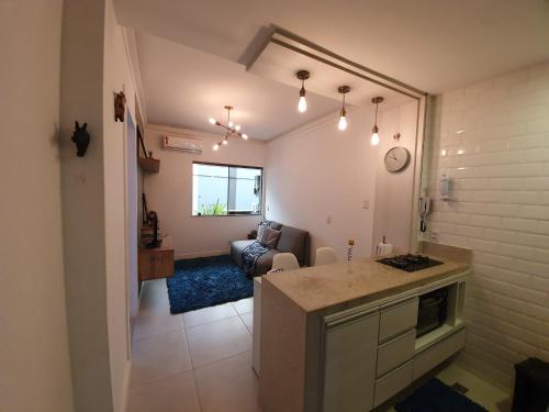 One-Bedroom Apartment image 1