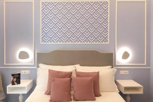Deluxe Room image 8