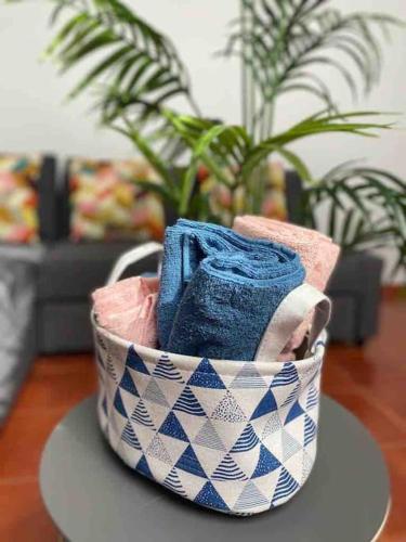 Cantabria, terraza y vistas. in Astillero