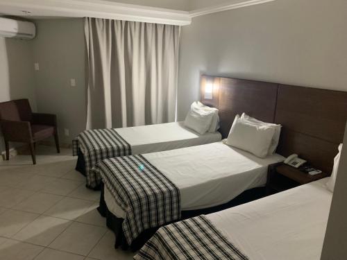 Basic Triple Room image 4