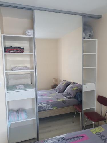 location chambre dans plain pied 2 chambres louable