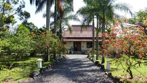 Entrance, Rumah Kita Villa/hotel near Taman Nasional Meru Betiri National Park