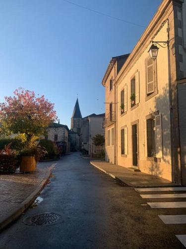 Charming, modern house in Rochechouart town centre