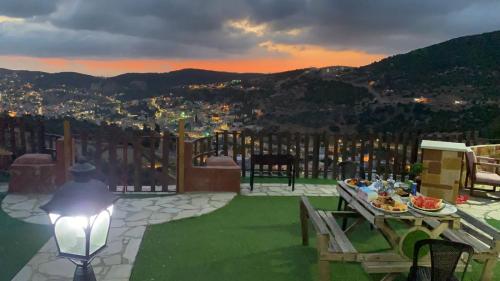 Mount lareen cottage كوخ جبل لارين in Ajloun