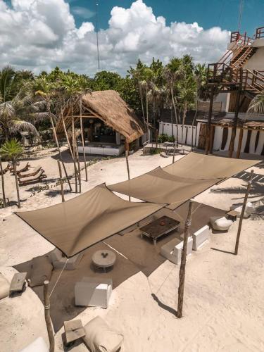 Niken Beachfront Tulum Hotel