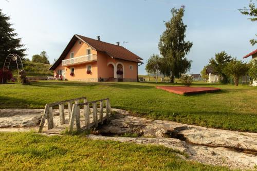 Lake House Bebić