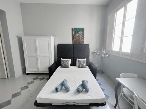 CHARM EL MALTA - Spacious 1BR Apartment - Tap to explore photos