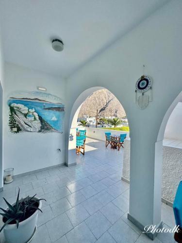 Santa Barbara - image 10
