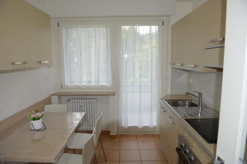 Appartamento Laura - Apartment - Meran 2000