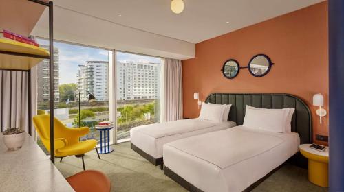 room detail thumbnail 0