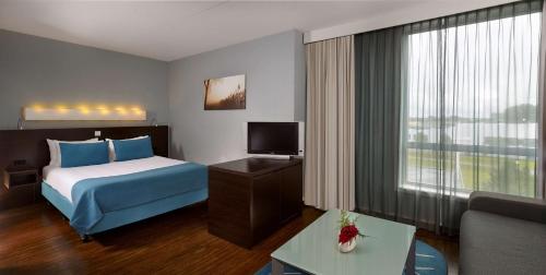 Park Plaza Amsterdam Airport - image 9