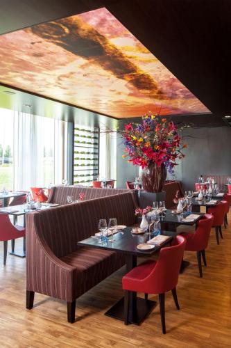 Park Plaza Amsterdam Airport - main image