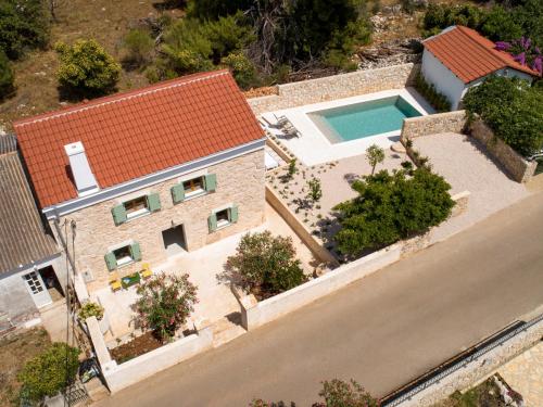 BRAND NEW Stone house MARCELA, 3 double bedrooms, pool