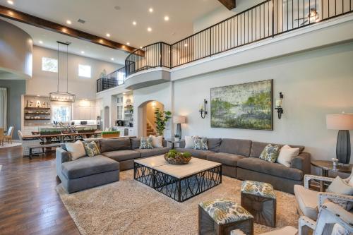 Upscale Home on Lake Placid with Deck Dock Fire Pit - image 14