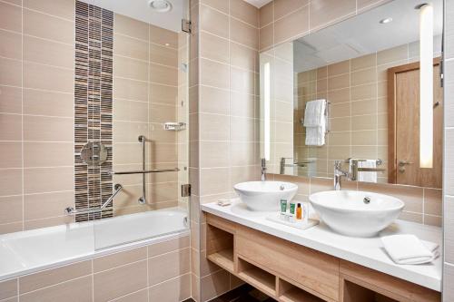 Hilton Garden Inn Dubai, Mall Avenue, Dubaj (fotografie 10)