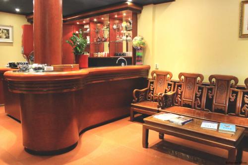 New Ocean Paradise Hotel - image 5