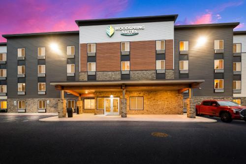 WoodSpring Suites East Lansing - University Area