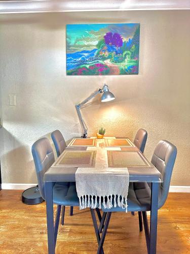 MTV Premier 2BD/2BR All Amenities at Your Service!