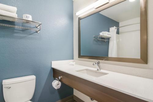 WoodSpring Suites East Lansing - University Area - image 12