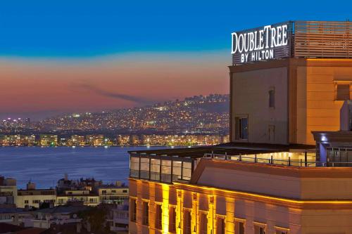 DoubleTree by Hilton Izmir - Alsancak - Hôtel - Izmir