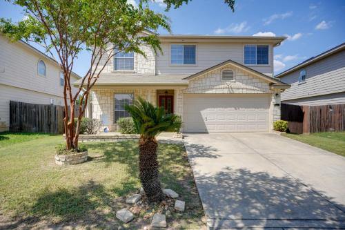 Near SeaWorld! Modern Family Home with Pool Access