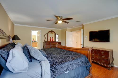 San Antonio Home with Pool Access - by SeaWorld! - image 12
