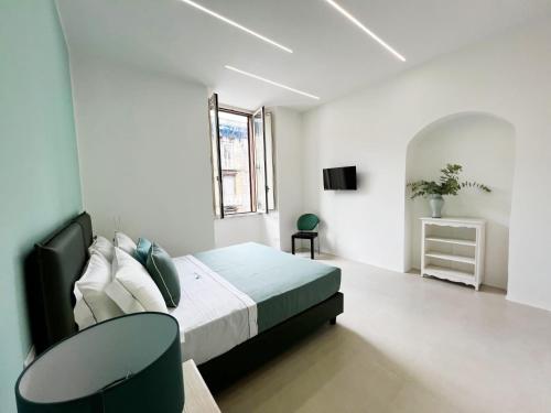 BiRooms Room Type - Deluxe Double or Twin Room with City View
