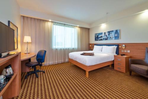 Hampton by Hilton Luton Airport - image 5