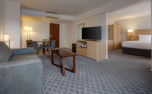 King Hilton Suite