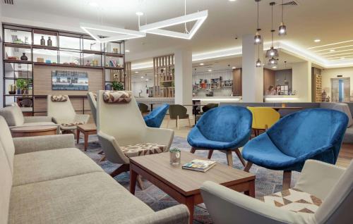 Lobby, Hampton by Hilton  Edinburgh Airport in Edinburgh Airport