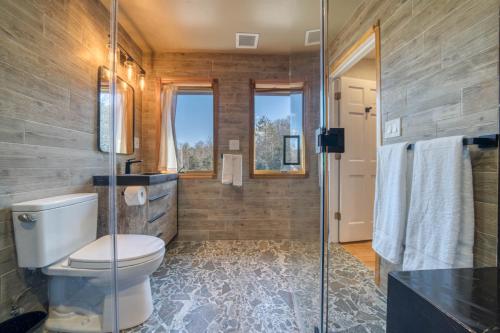 The Haüs Windham - Spacious Suites Hot Tub Mountain Views! - image 10