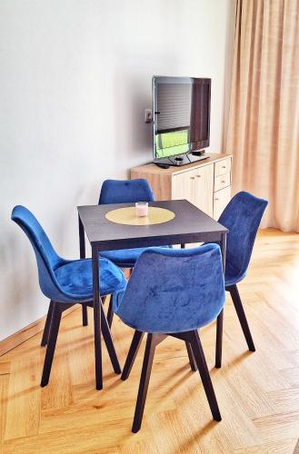 Blue Amber - Apartment - Rumia