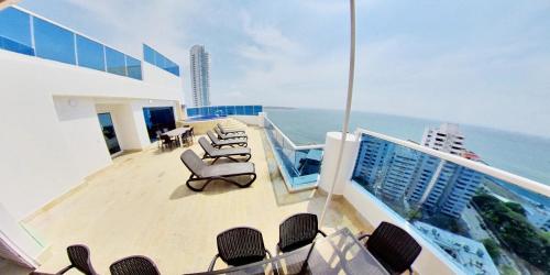 OCEAN VIEW SPACIOUS PENTHOUSES WITH BIG TERRACES AND OVER 318 Square Meters