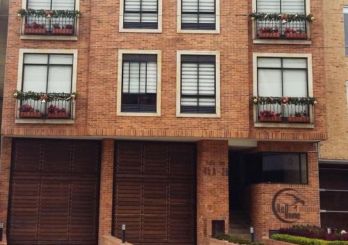 숙소 외관, Apartasuites BellHouse Bogotá (Apartasuites BellHouse Bogota) in 노스 웨스트 (주거 지역)
