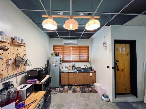 kuhinja, 微光書旅-輕旅 in Okraj Tongluo