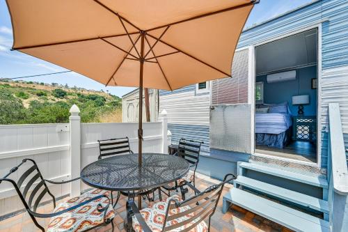 Low-Key Poway Home ~ 20 Mi to La Jolla & San Diego in Poway